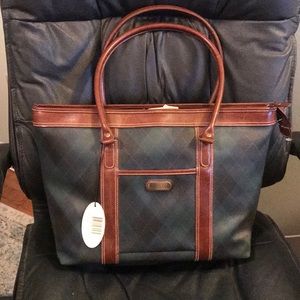 Carryland tote-like purse/bag